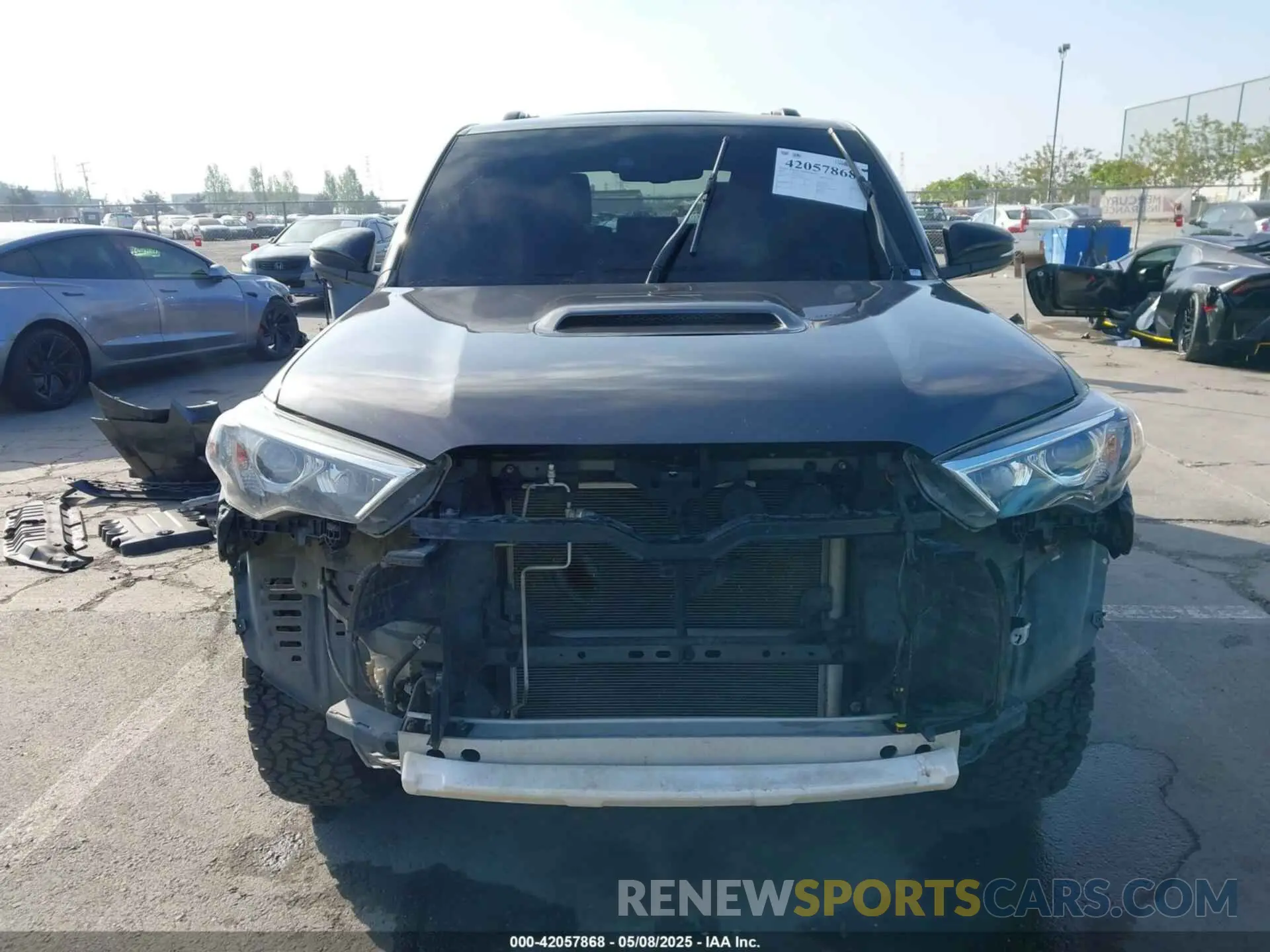 13 Photograph of a damaged car JTEHU5JR4M5894039 TOYOTA 4RUNNER 2021