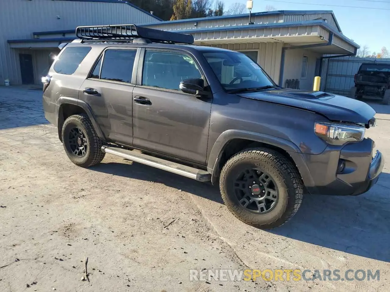 4 Photograph of a damaged car JTEHU5JR4M5957107 TOYOTA 4RUNNER 2021