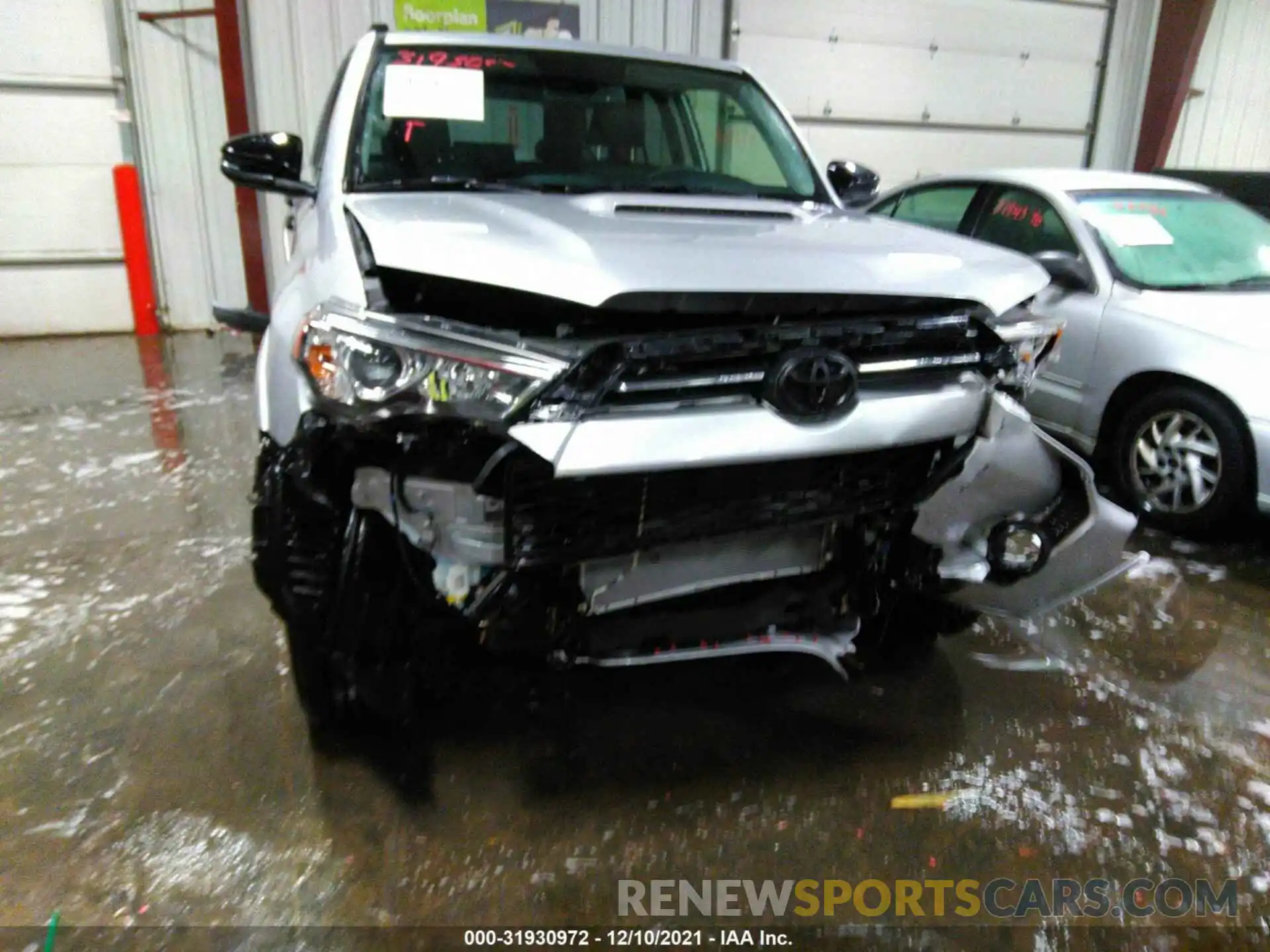 6 Photograph of a damaged car JTEHU5JR7M5926918 TOYOTA 4RUNNER 2021