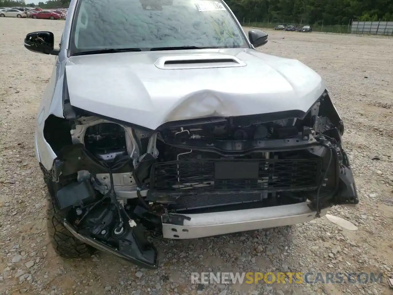 9 Photograph of a damaged car JTEHU5JRXM5842303 TOYOTA 4RUNNER 2021