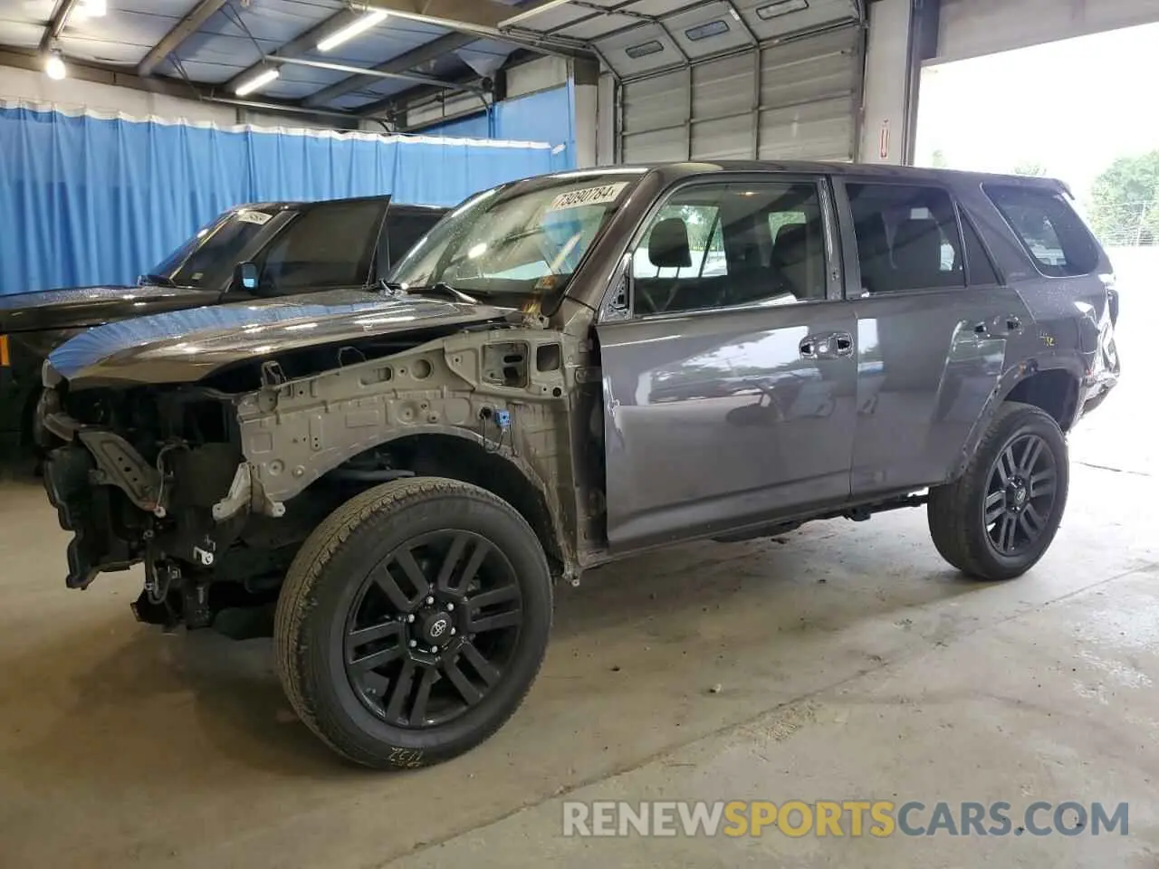 1 Photograph of a damaged car JTEJU5JR0M5952097 TOYOTA 4RUNNER 2021