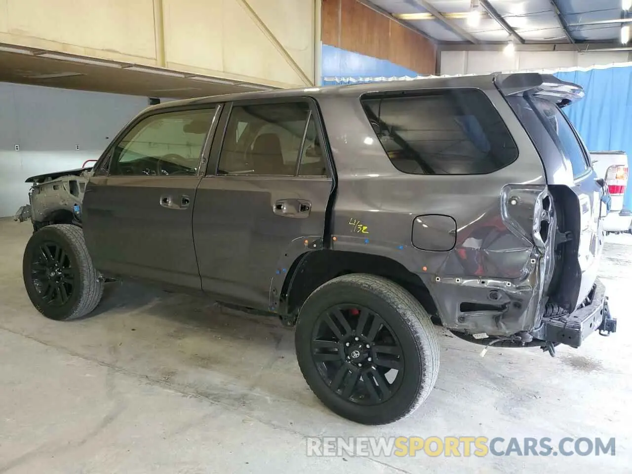 2 Photograph of a damaged car JTEJU5JR0M5952097 TOYOTA 4RUNNER 2021