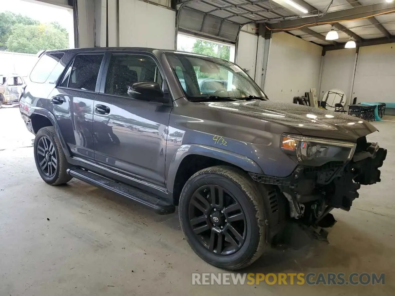 4 Photograph of a damaged car JTEJU5JR0M5952097 TOYOTA 4RUNNER 2021