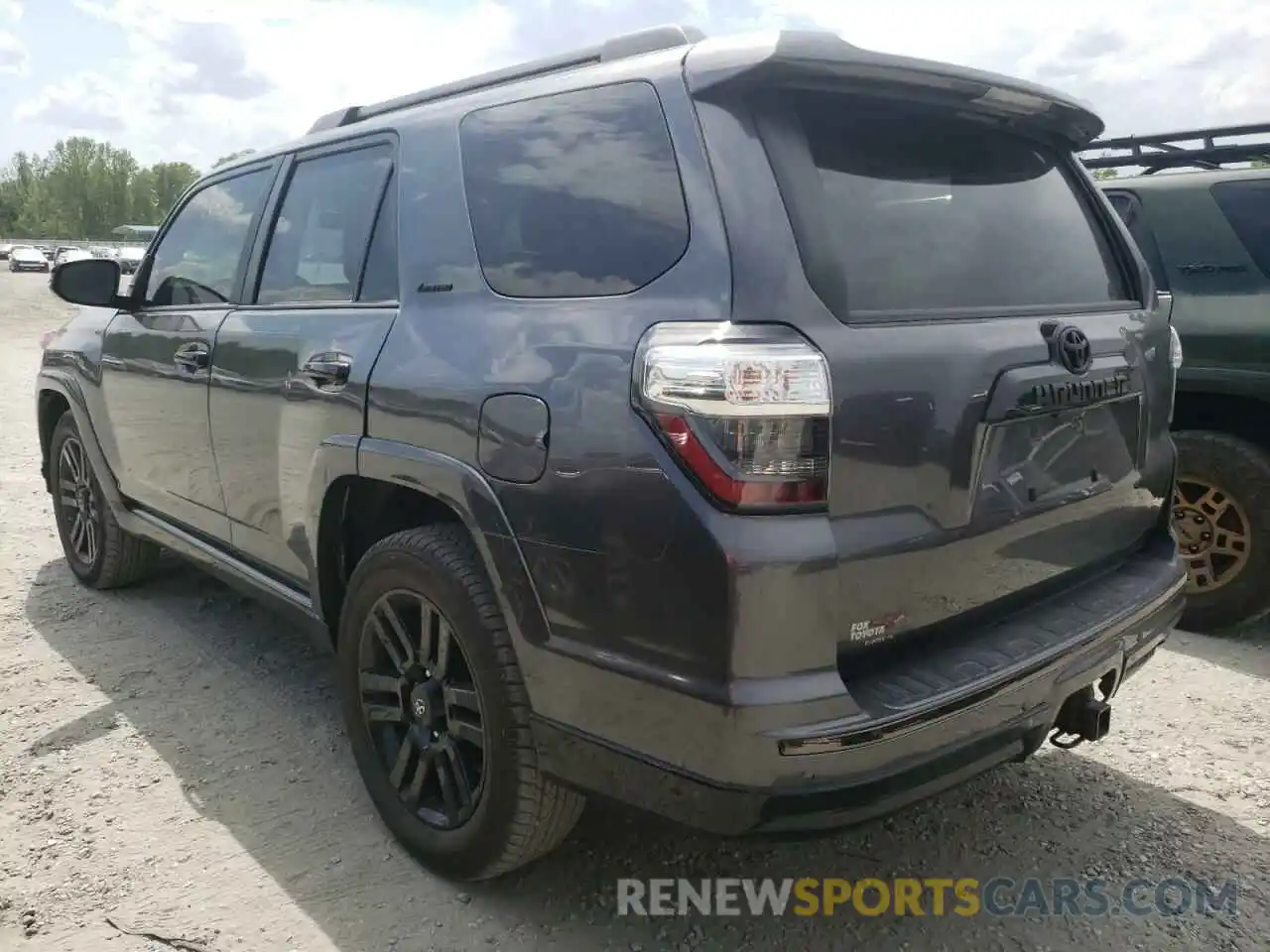 3 Photograph of a damaged car JTEJU5JR6M5883223 TOYOTA 4RUNNER 2021