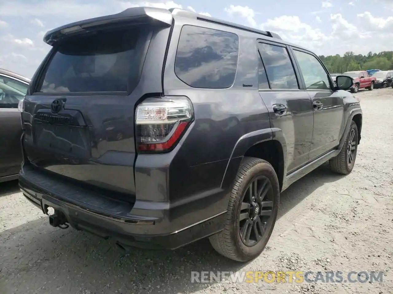 4 Photograph of a damaged car JTEJU5JR6M5883223 TOYOTA 4RUNNER 2021