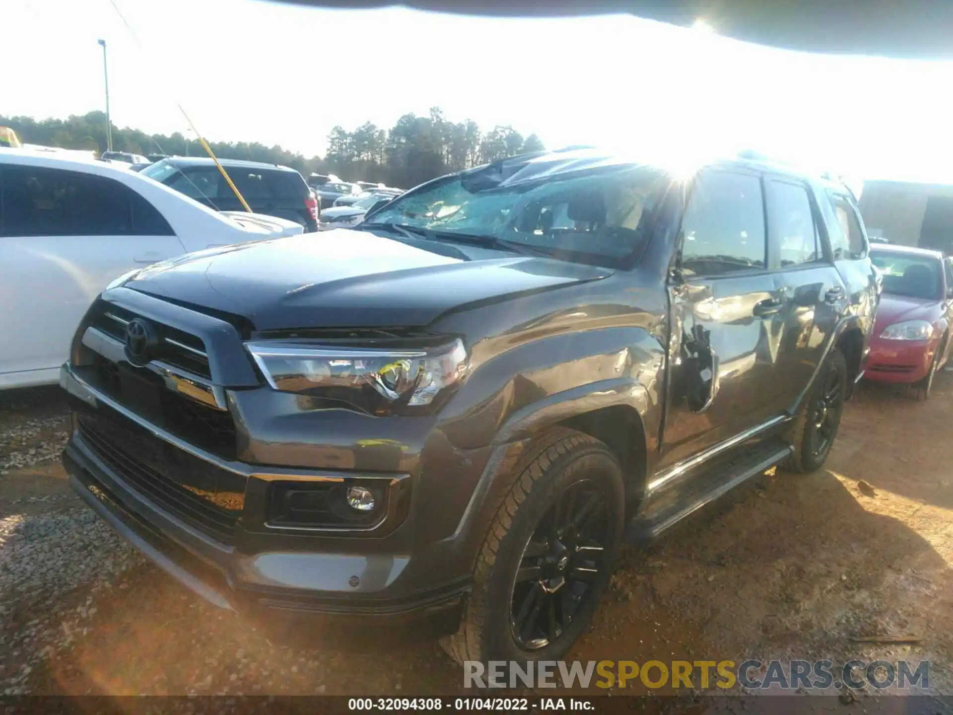 2 Photograph of a damaged car JTEJU5JR7M5943221 TOYOTA 4RUNNER 2021