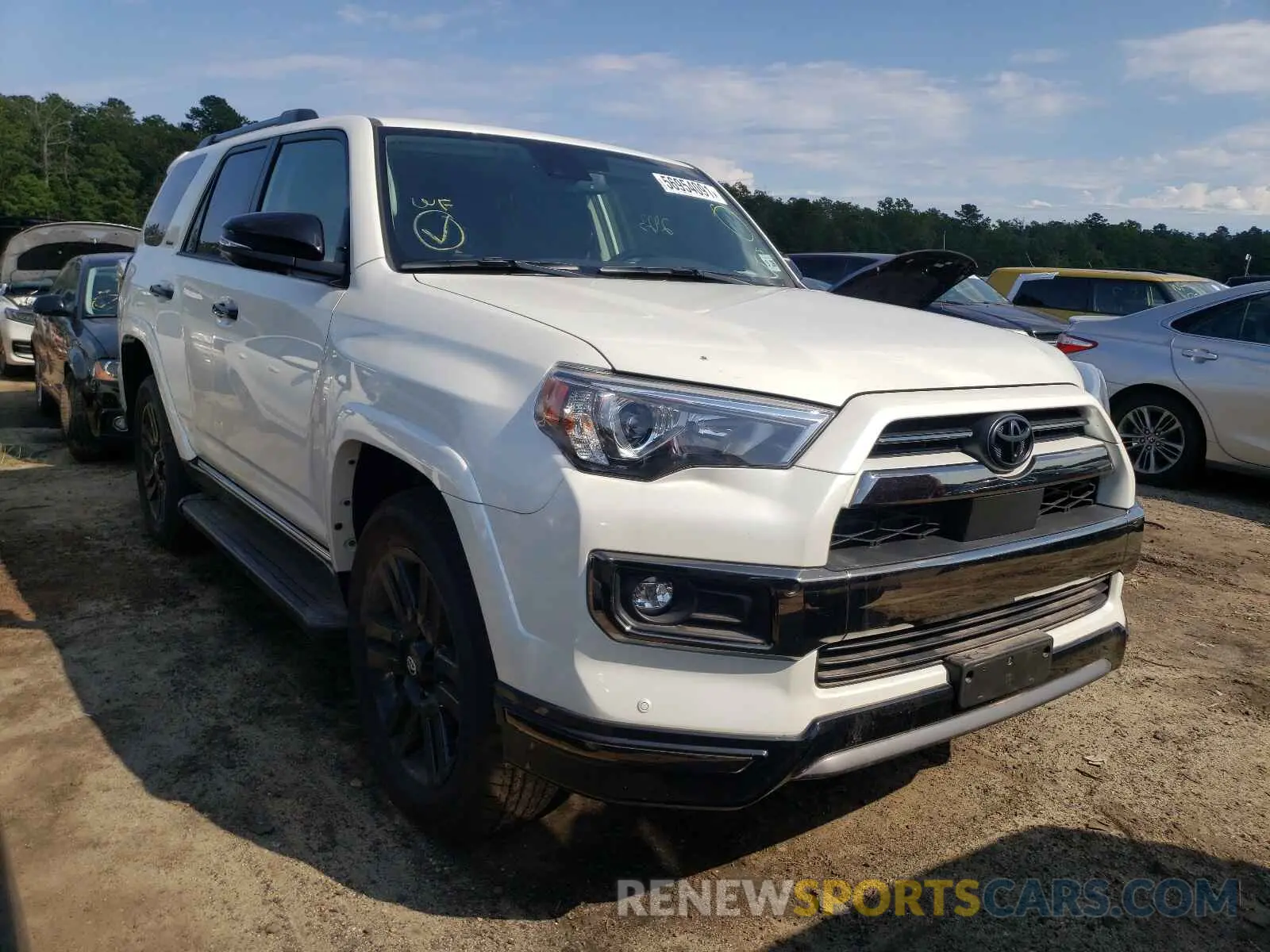 1 Photograph of a damaged car JTEJU5JR8M5870845 TOYOTA 4RUNNER 2021