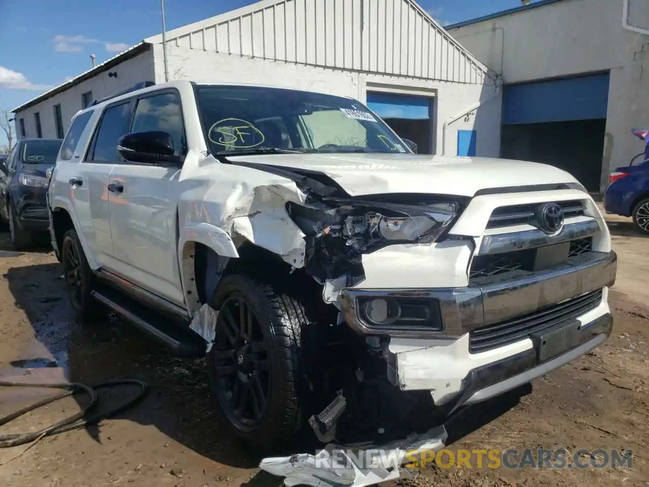 1 Photograph of a damaged car JTEJU5JR9M5968458 TOYOTA 4RUNNER 2021