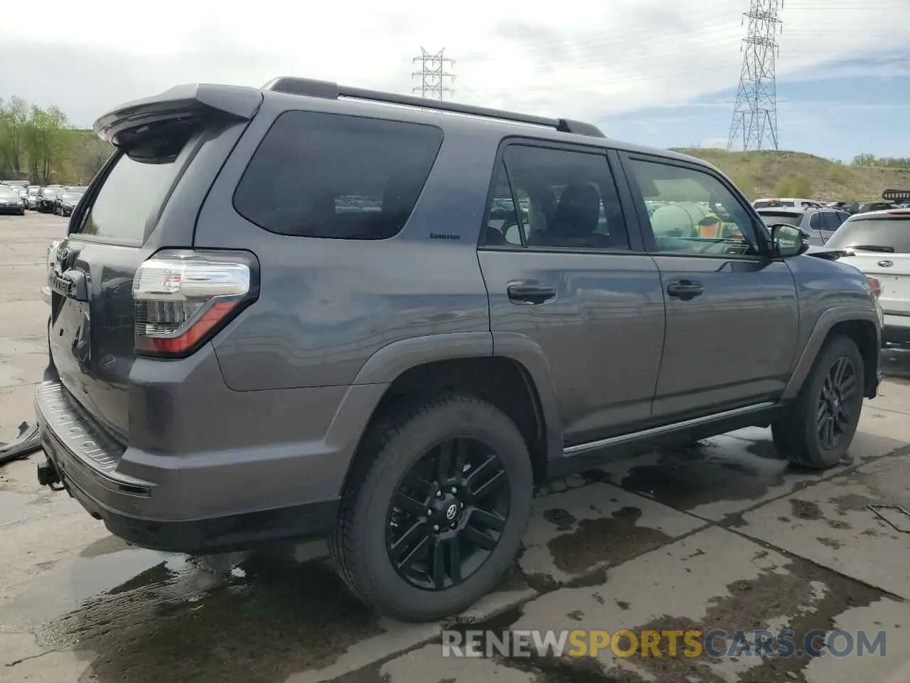 3 Photograph of a damaged car JTEJU5JRXM5847292 TOYOTA 4RUNNER 2021