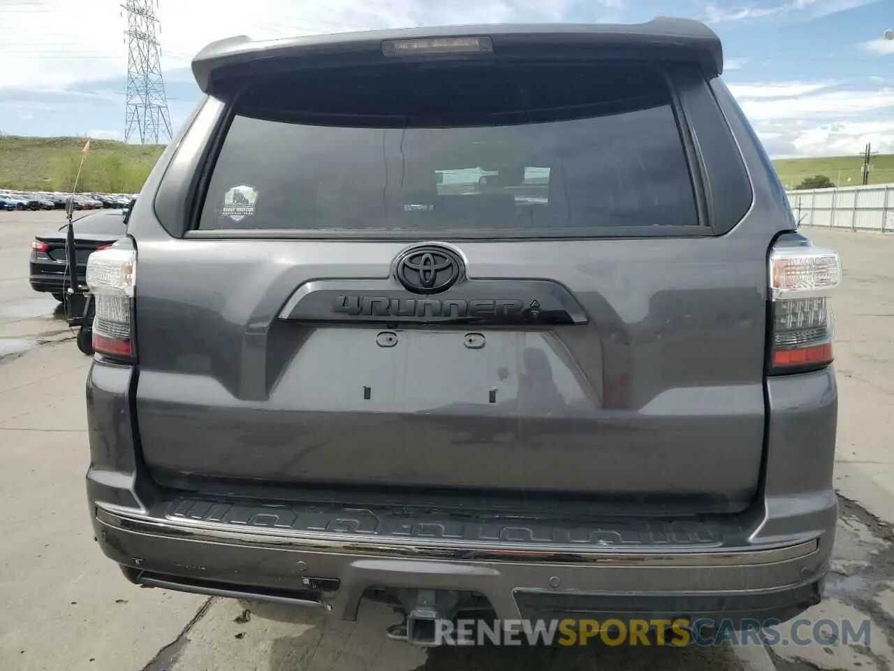 6 Photograph of a damaged car JTEJU5JRXM5847292 TOYOTA 4RUNNER 2021