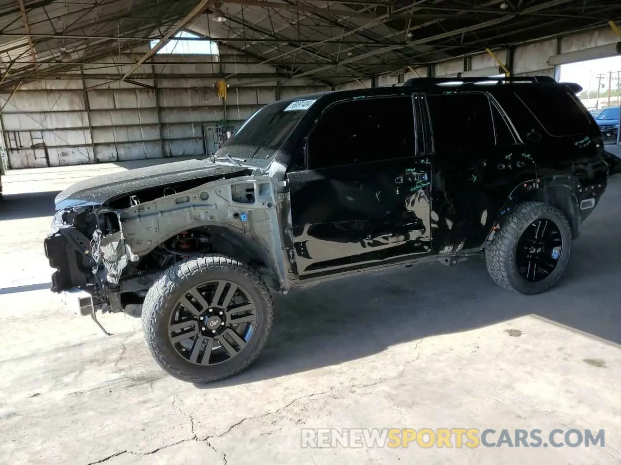 1 Photograph of a damaged car JTEJU5JRXM5879899 TOYOTA 4RUNNER 2021
