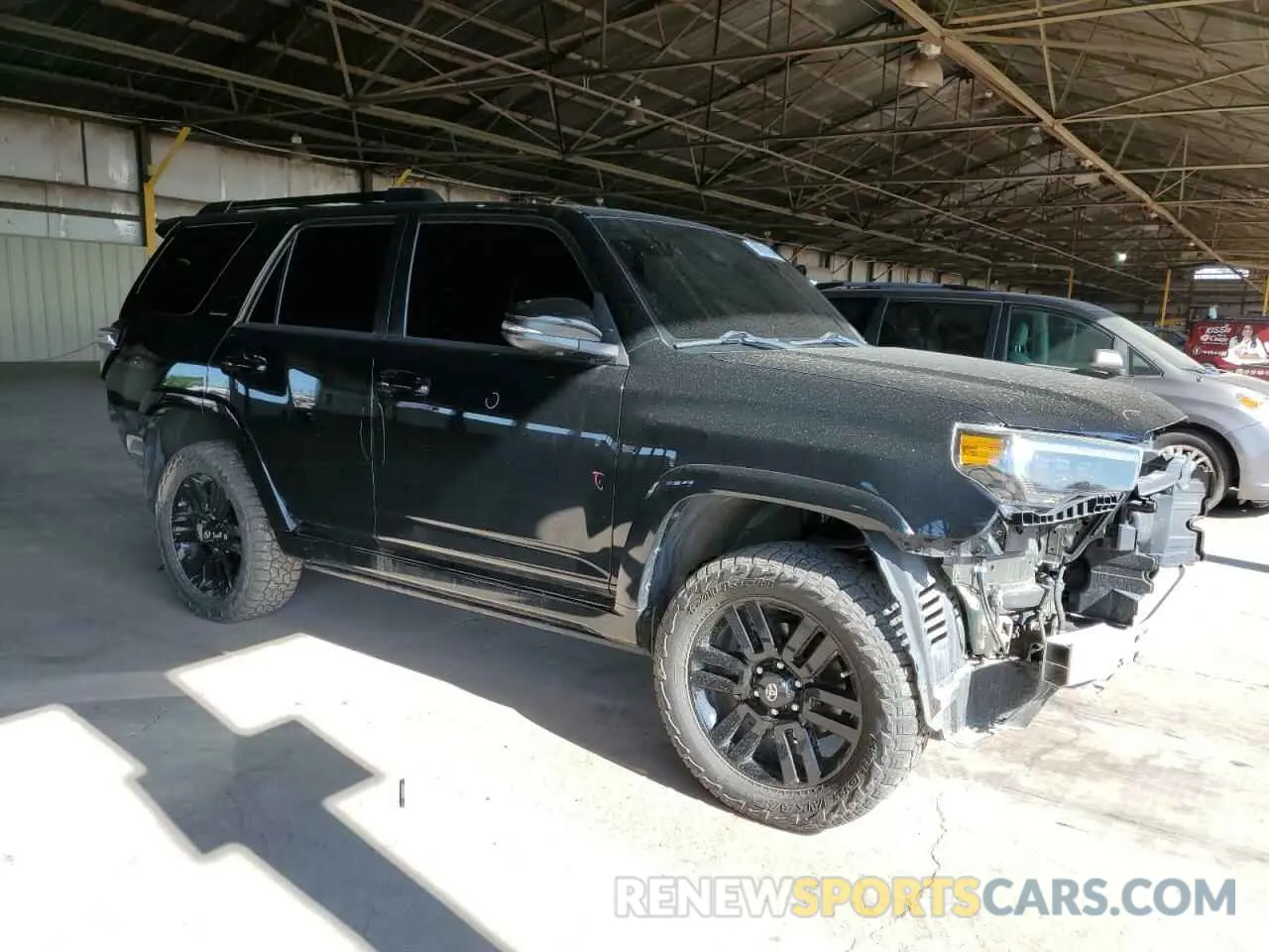 4 Photograph of a damaged car JTEJU5JRXM5879899 TOYOTA 4RUNNER 2021