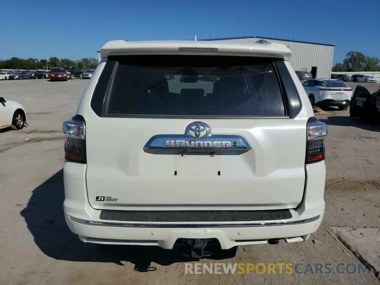 6 Photograph of a damaged car JTEKU5JR0M5841781 TOYOTA 4RUNNER 2021