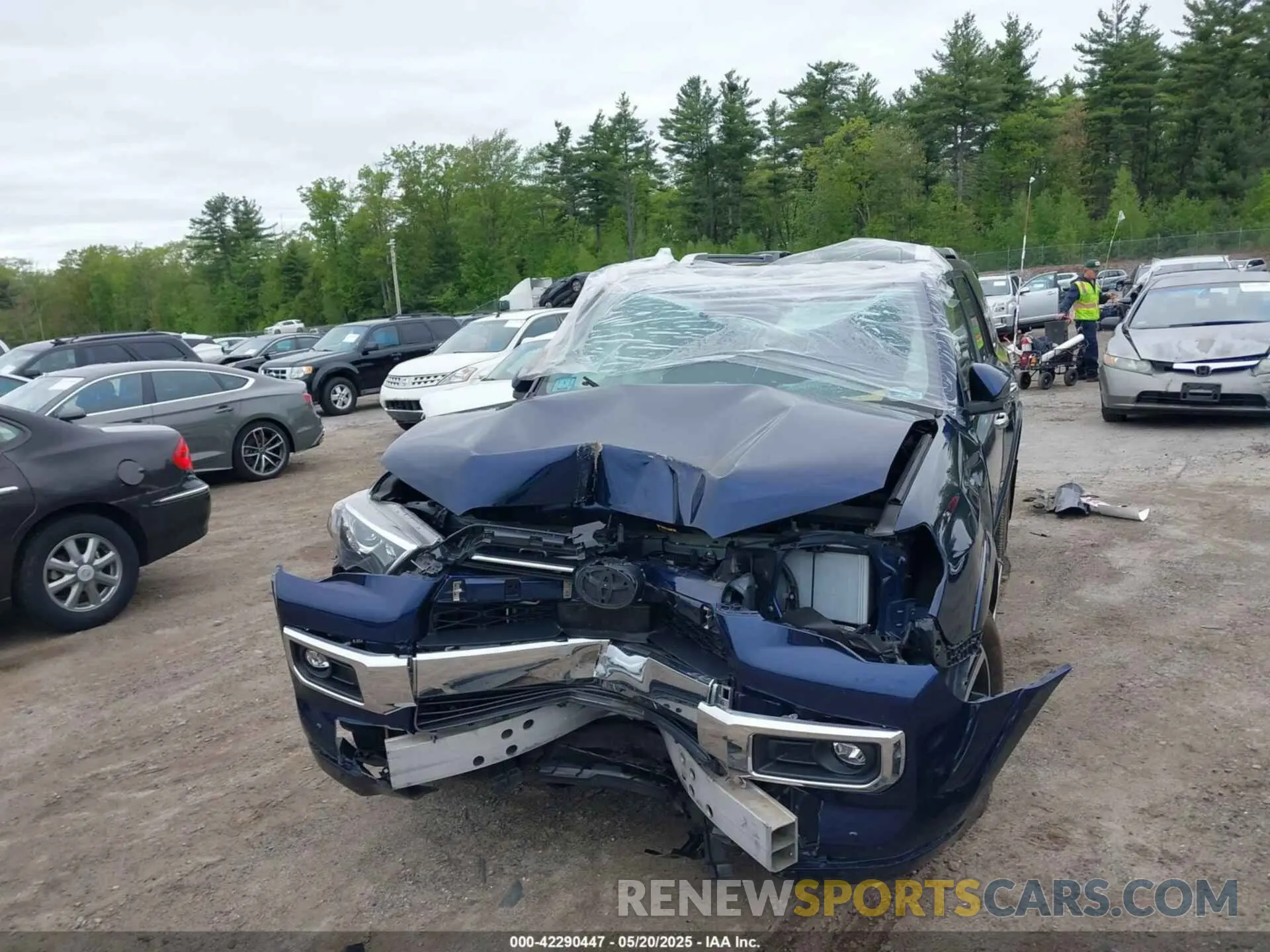 6 Photograph of a damaged car JTEKU5JR0M5855373 TOYOTA 4RUNNER 2021