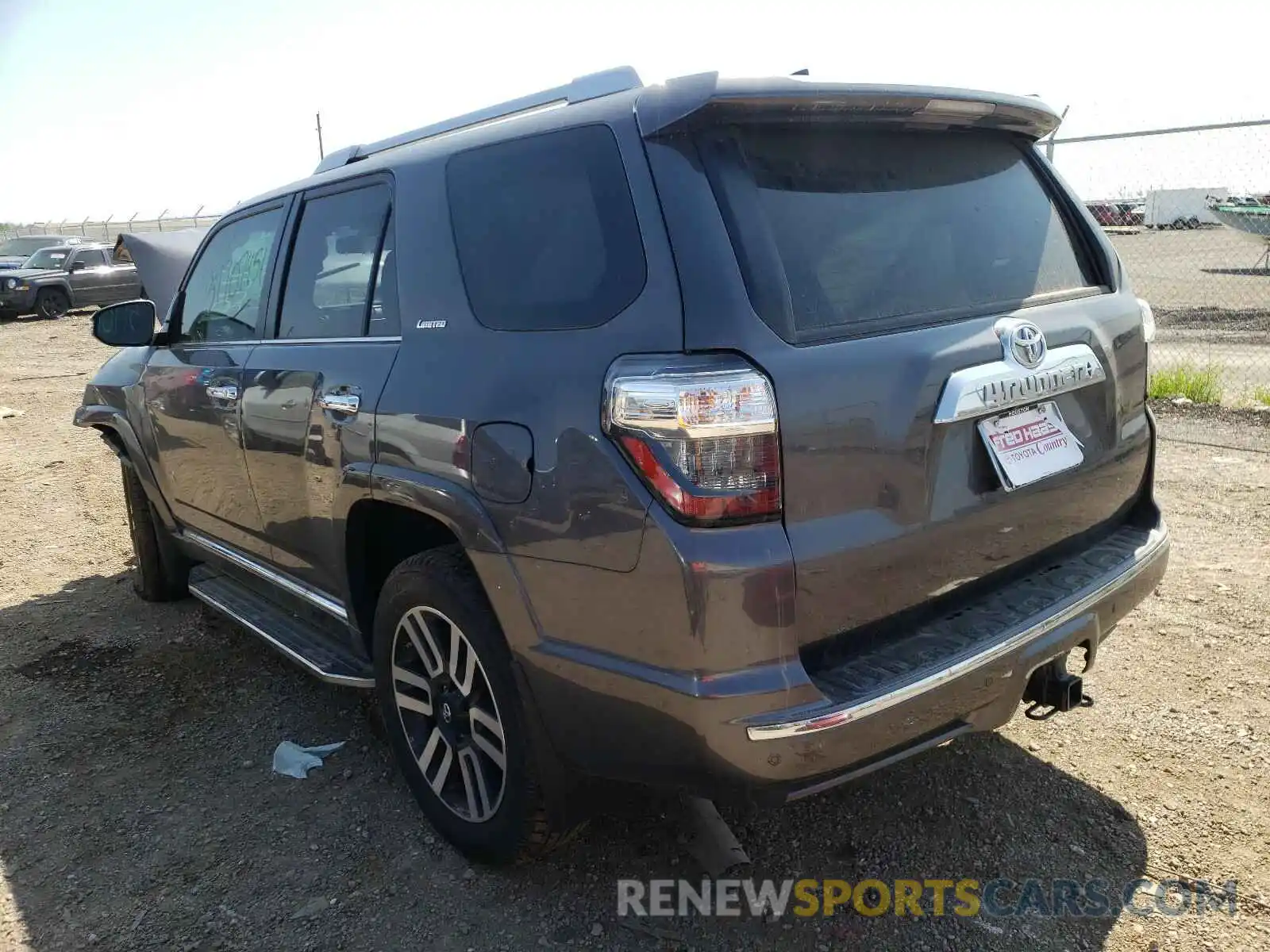 3 Photograph of a damaged car JTEKU5JR0M5872691 TOYOTA 4RUNNER 2021