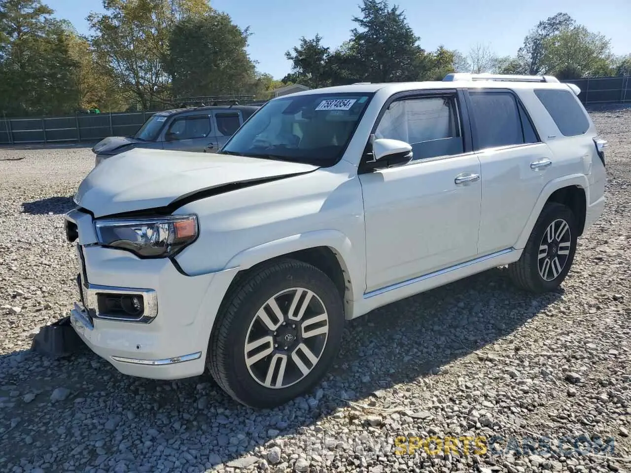 1 Photograph of a damaged car JTEKU5JR0M5927897 TOYOTA 4RUNNER 2021