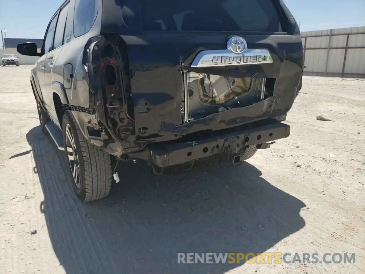 9 Photograph of a damaged car JTEKU5JR0M5929052 TOYOTA 4RUNNER 2021