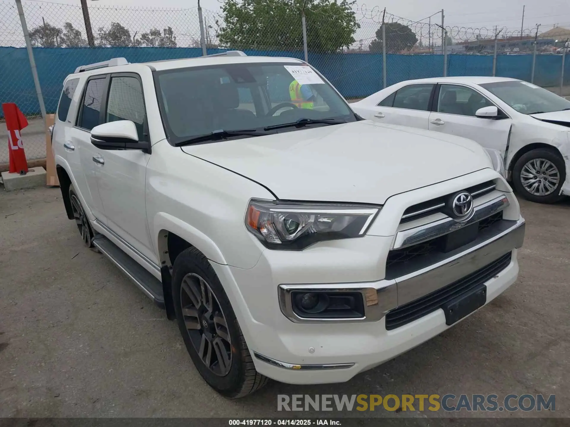 1 Photograph of a damaged car JTEKU5JR1M5848237 TOYOTA 4RUNNER 2021