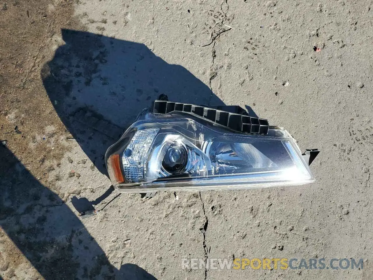 13 Photograph of a damaged car JTEKU5JR1M5879911 TOYOTA 4RUNNER 2021