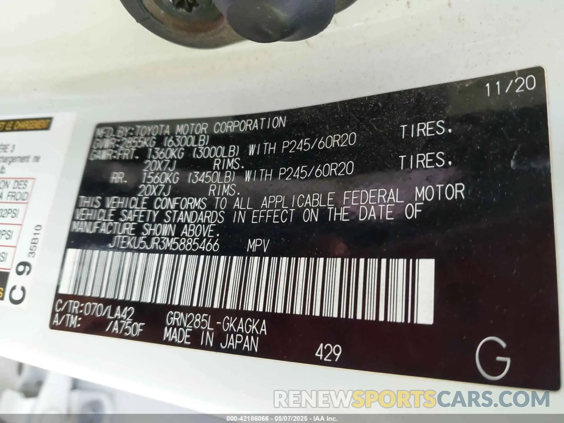 9 Photograph of a damaged car JTEKU5JR3M5885466 TOYOTA 4RUNNER 2021