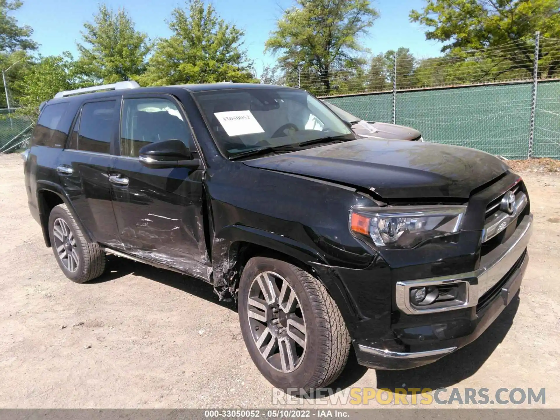 1 Photograph of a damaged car JTEKU5JR3M5915842 TOYOTA 4RUNNER 2021