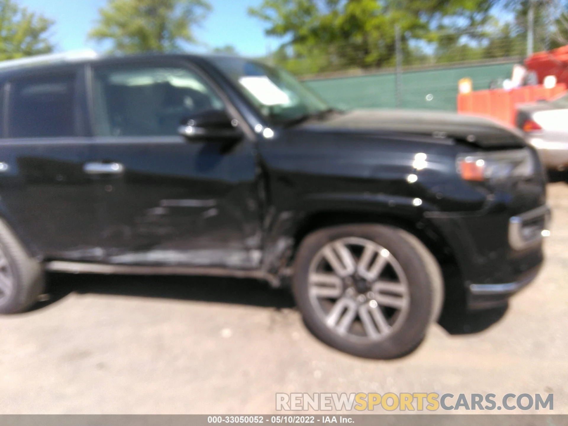 6 Photograph of a damaged car JTEKU5JR3M5915842 TOYOTA 4RUNNER 2021