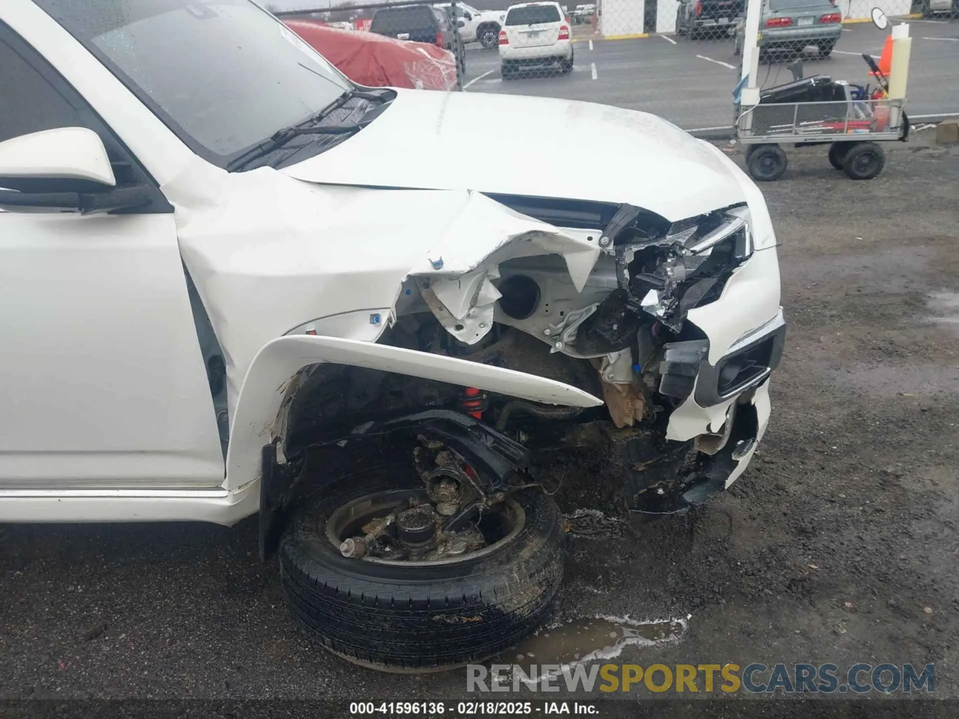 17 Photograph of a damaged car JTEKU5JR4M5892698 TOYOTA 4RUNNER 2021
