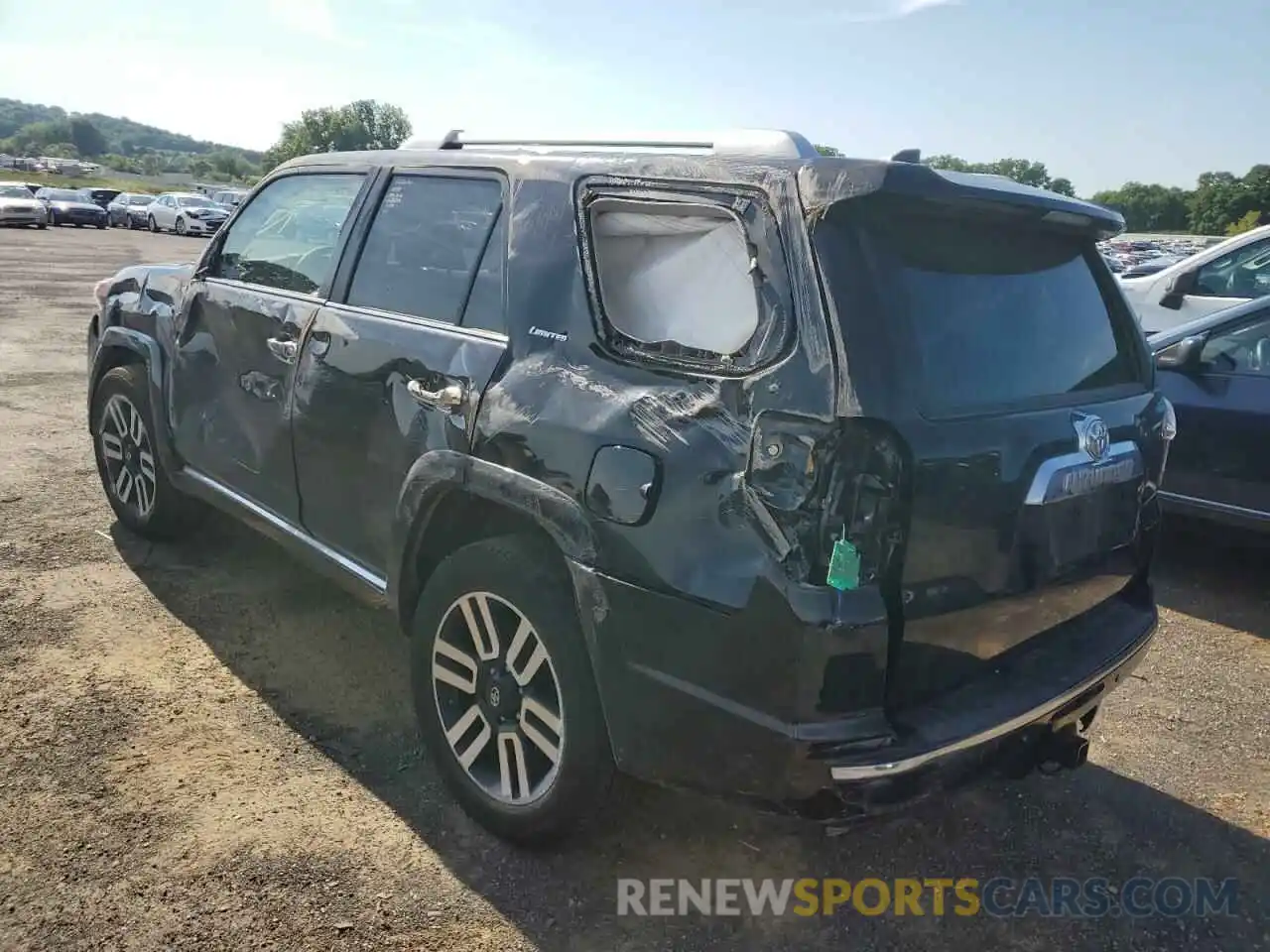 3 Photograph of a damaged car JTEKU5JR5M5941312 TOYOTA 4RUNNER 2021