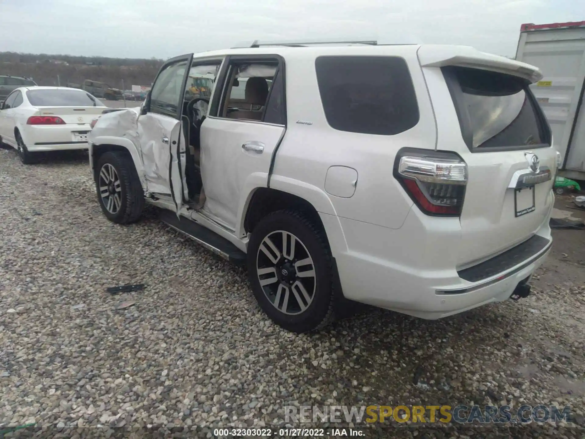 3 Photograph of a damaged car JTEKU5JR5M5966887 TOYOTA 4RUNNER 2021