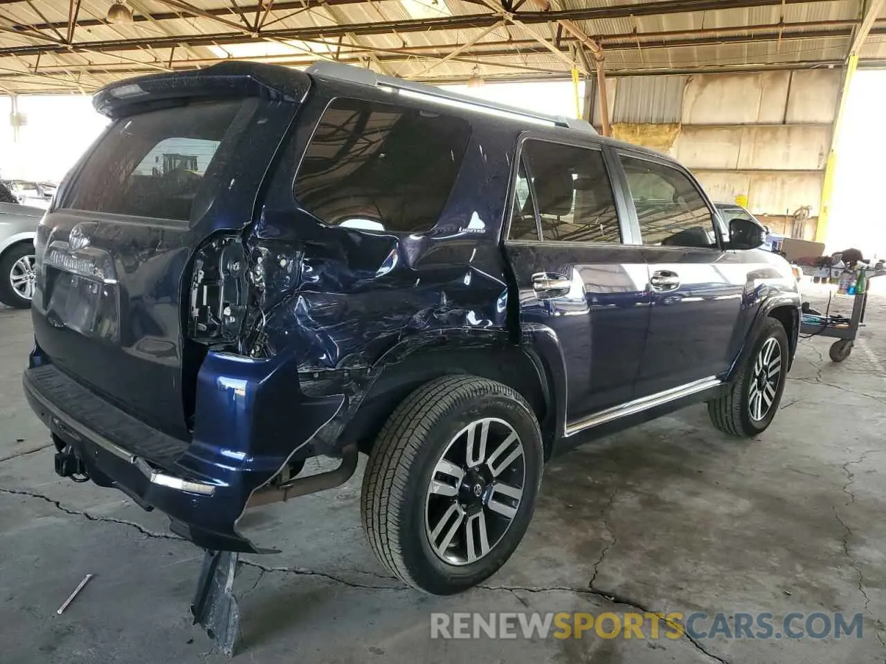 3 Photograph of a damaged car JTEKU5JR8M5839275 TOYOTA 4RUNNER 2021