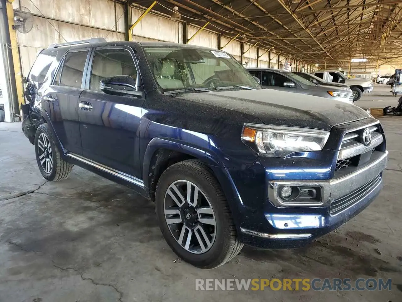 4 Photograph of a damaged car JTEKU5JR8M5839275 TOYOTA 4RUNNER 2021