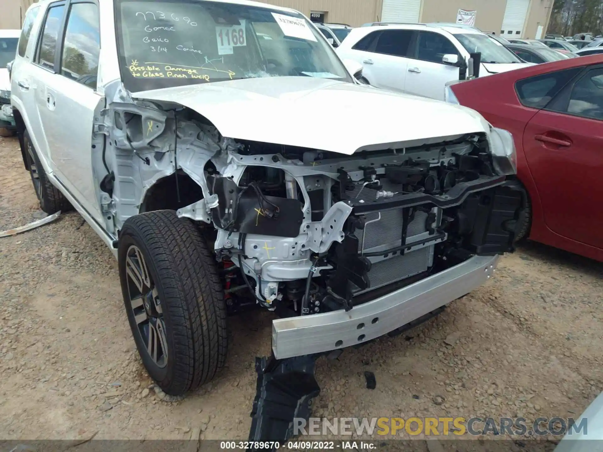 6 Photograph of a damaged car JTEKU5JR8M5852981 TOYOTA 4RUNNER 2021