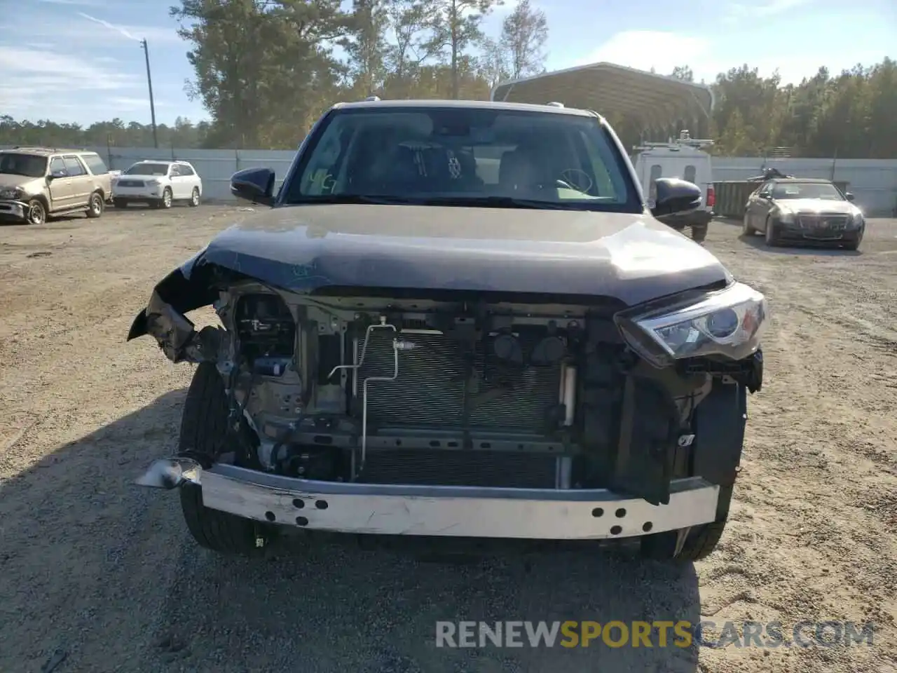 9 Photograph of a damaged car JTEKU5JR8M5919952 TOYOTA 4RUNNER 2021