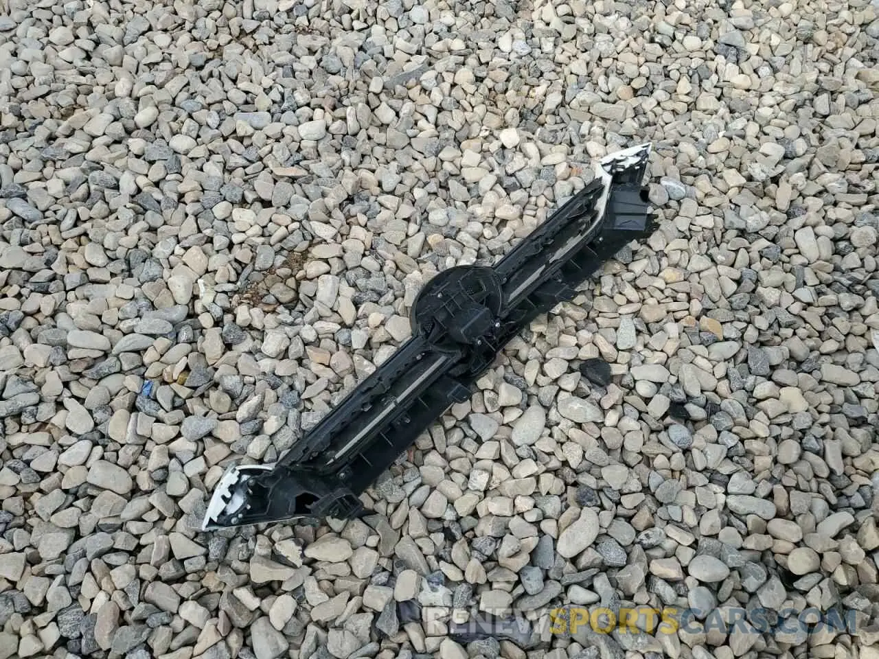 12 Photograph of a damaged car JTEKU5JR9M5948537 TOYOTA 4RUNNER 2021