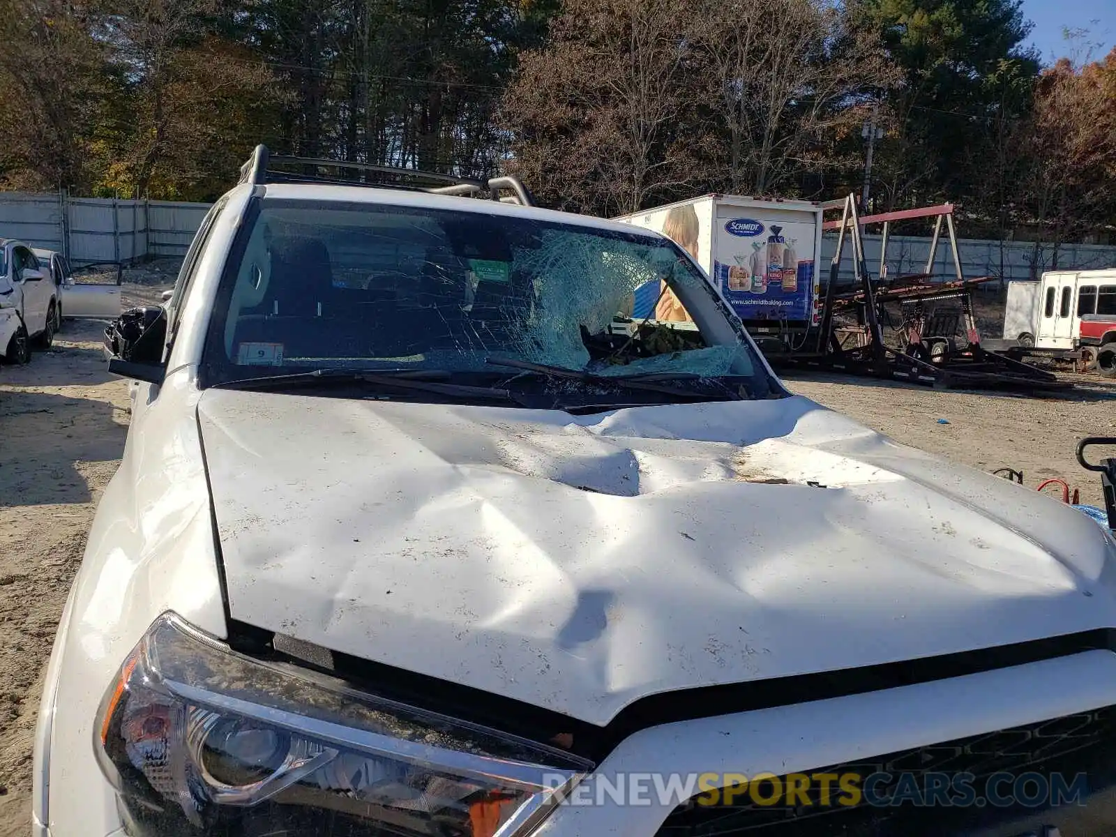 9 Photograph of a damaged car JTELU5JR0M5938404 TOYOTA 4RUNNER 2021