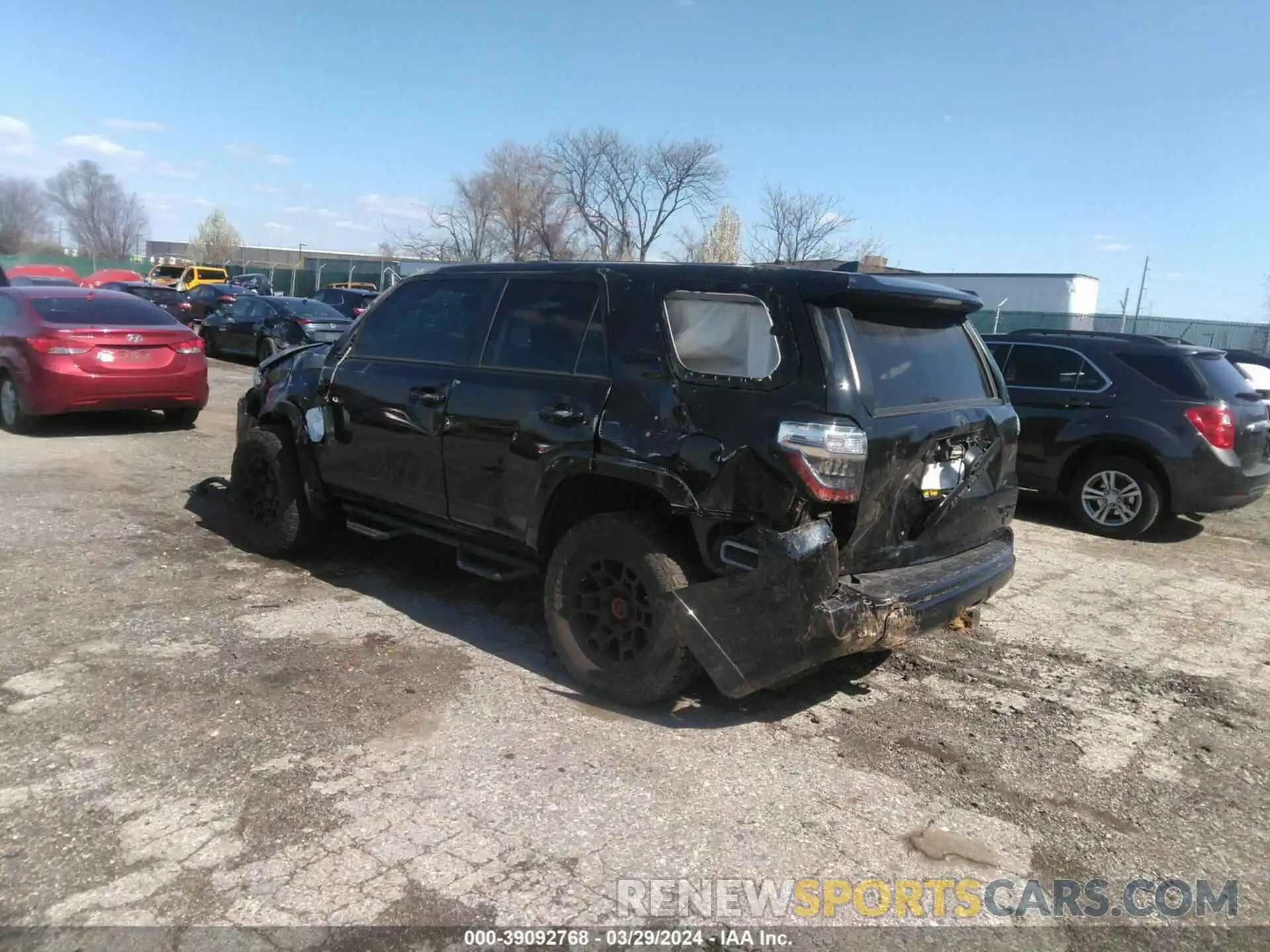 3 Photograph of a damaged car JTELU5JR2M5886452 TOYOTA 4RUNNER 2021