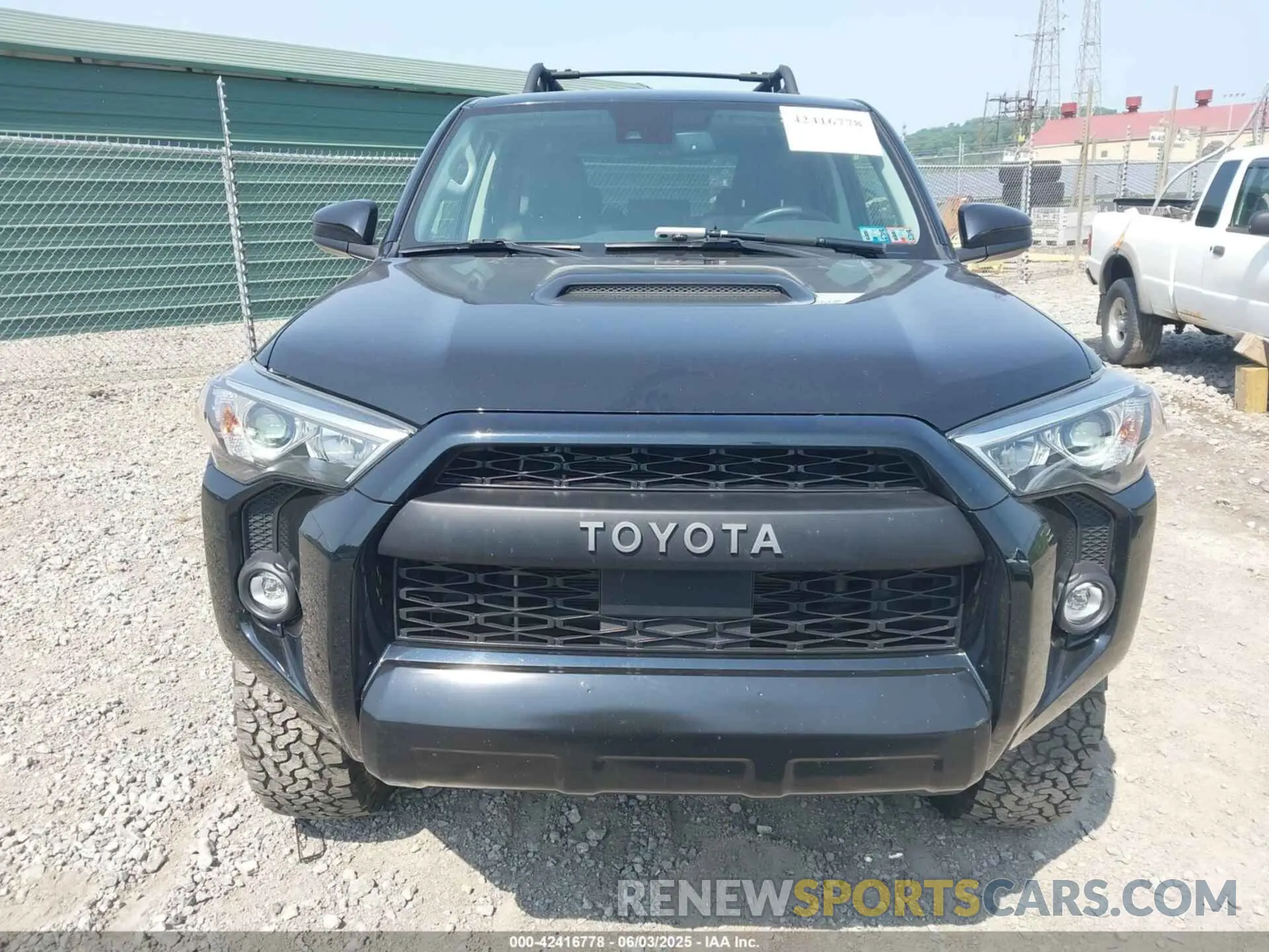 12 Photograph of a damaged car JTELU5JR3M5870244 TOYOTA 4RUNNER 2021