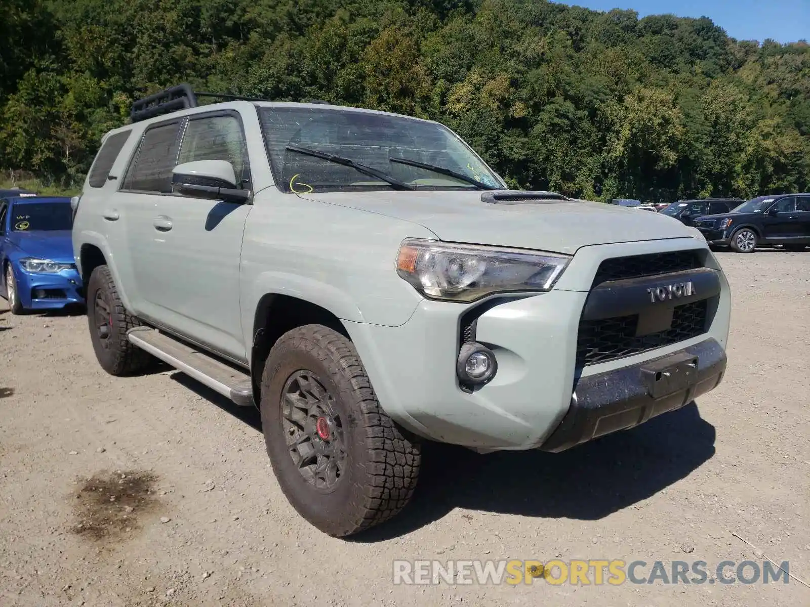 1 Photograph of a damaged car JTELU5JR6M5904273 TOYOTA 4RUNNER 2021