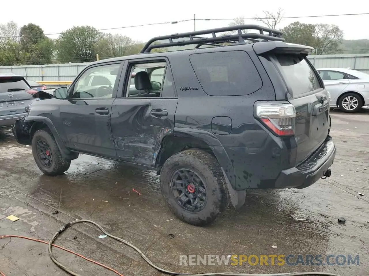 2 Photograph of a damaged car JTELU5JR7M5869842 TOYOTA 4RUNNER 2021