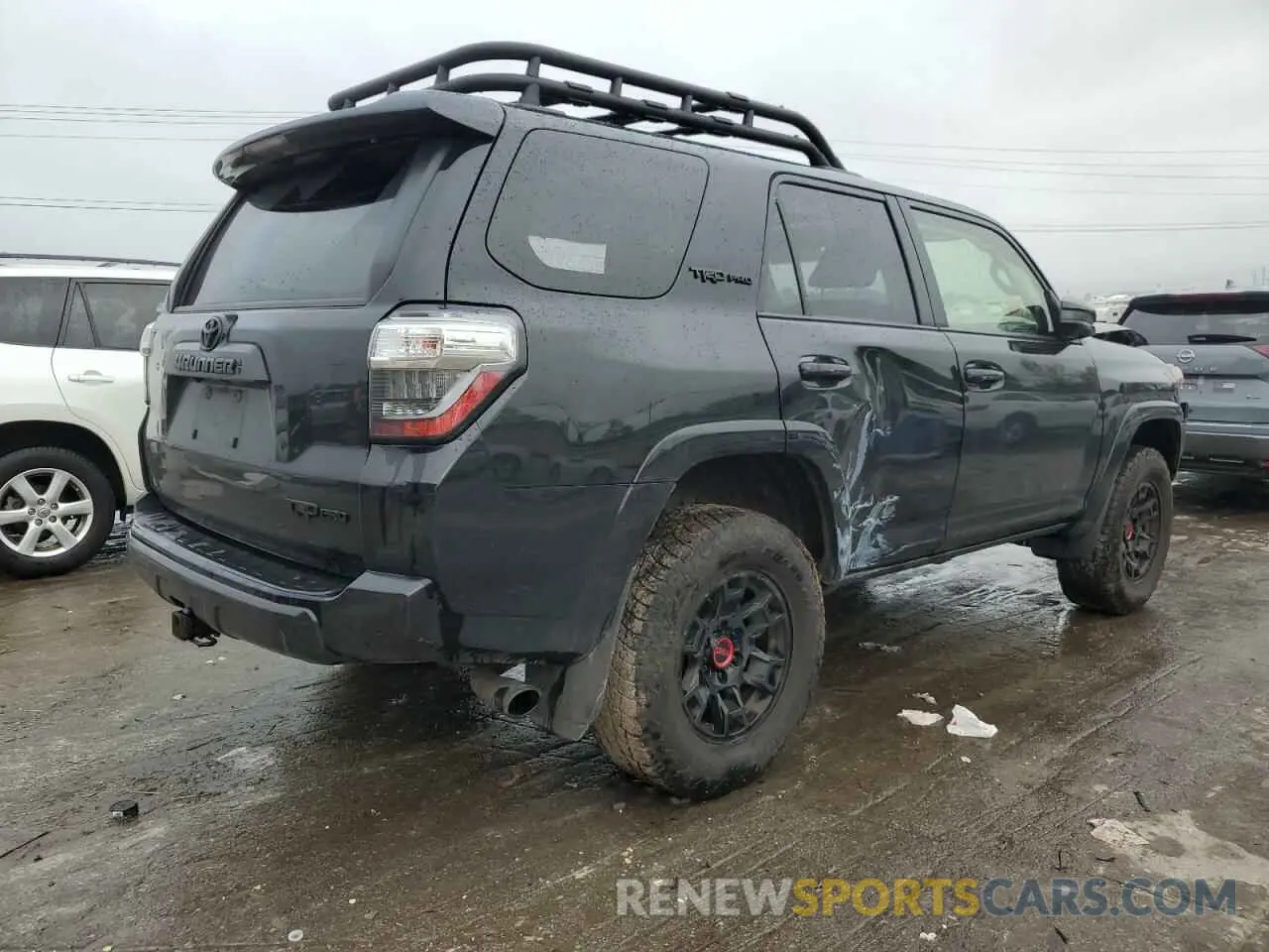 3 Photograph of a damaged car JTELU5JR7M5869842 TOYOTA 4RUNNER 2021