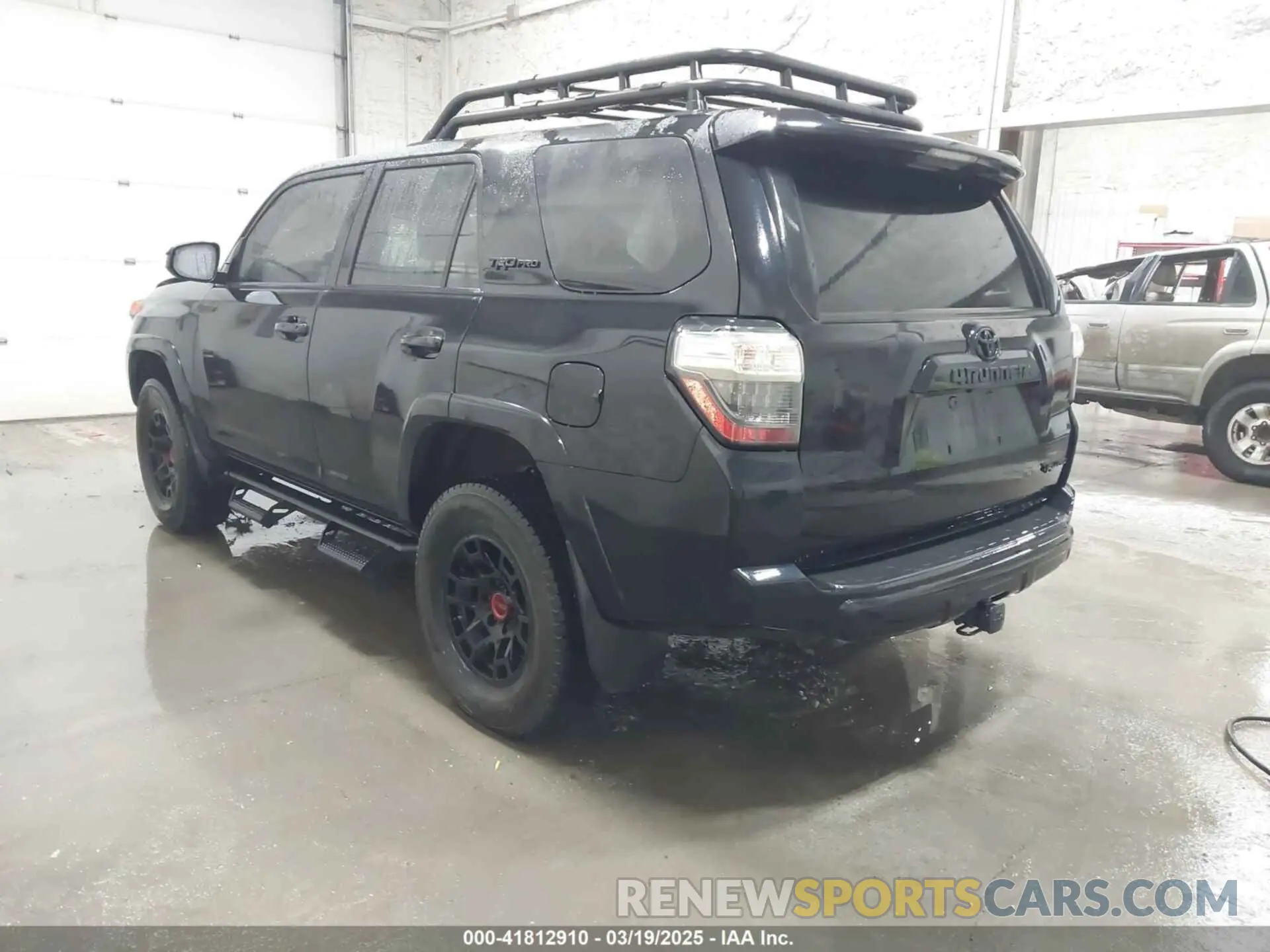 3 Photograph of a damaged car JTELU5JRXM5908553 TOYOTA 4RUNNER 2021