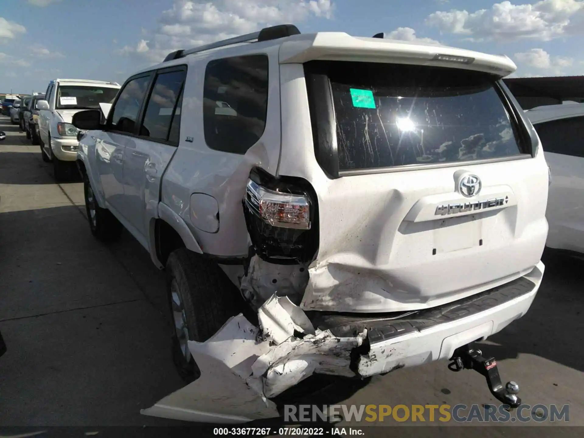 3 Photograph of a damaged car JTEMU5JR0M5903494 TOYOTA 4RUNNER 2021