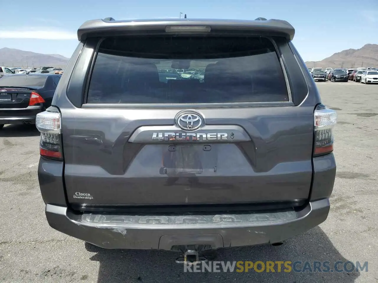 6 Photograph of a damaged car JTEMU5JR0M5962609 TOYOTA 4RUNNER 2021