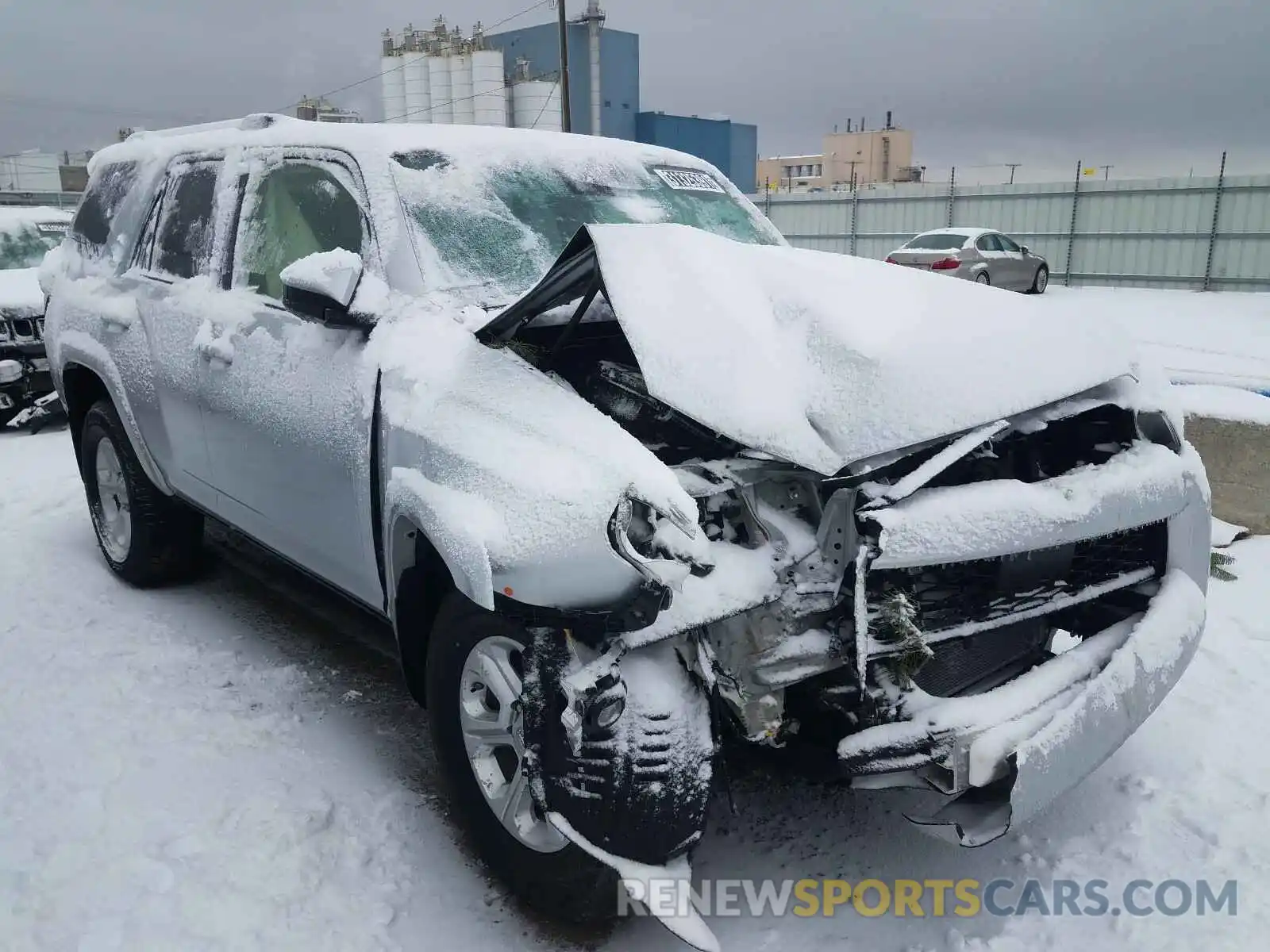 1 Photograph of a damaged car JTEMU5JR1M5853169 TOYOTA 4RUNNER 2021