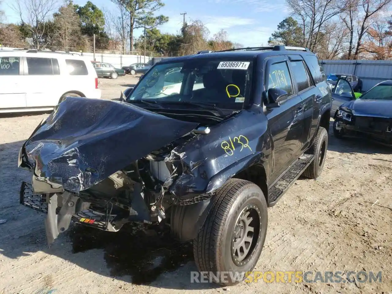 2 Photograph of a damaged car JTEMU5JR1M5857321 TOYOTA 4RUNNER 2021