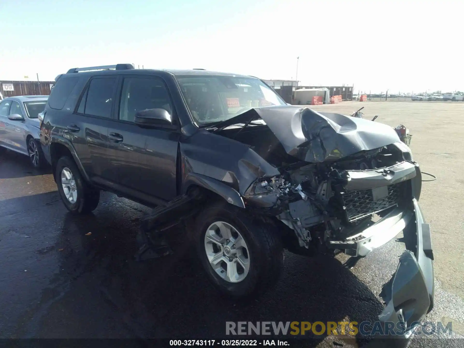 1 Photograph of a damaged car JTEMU5JR1M5867895 TOYOTA 4RUNNER 2021