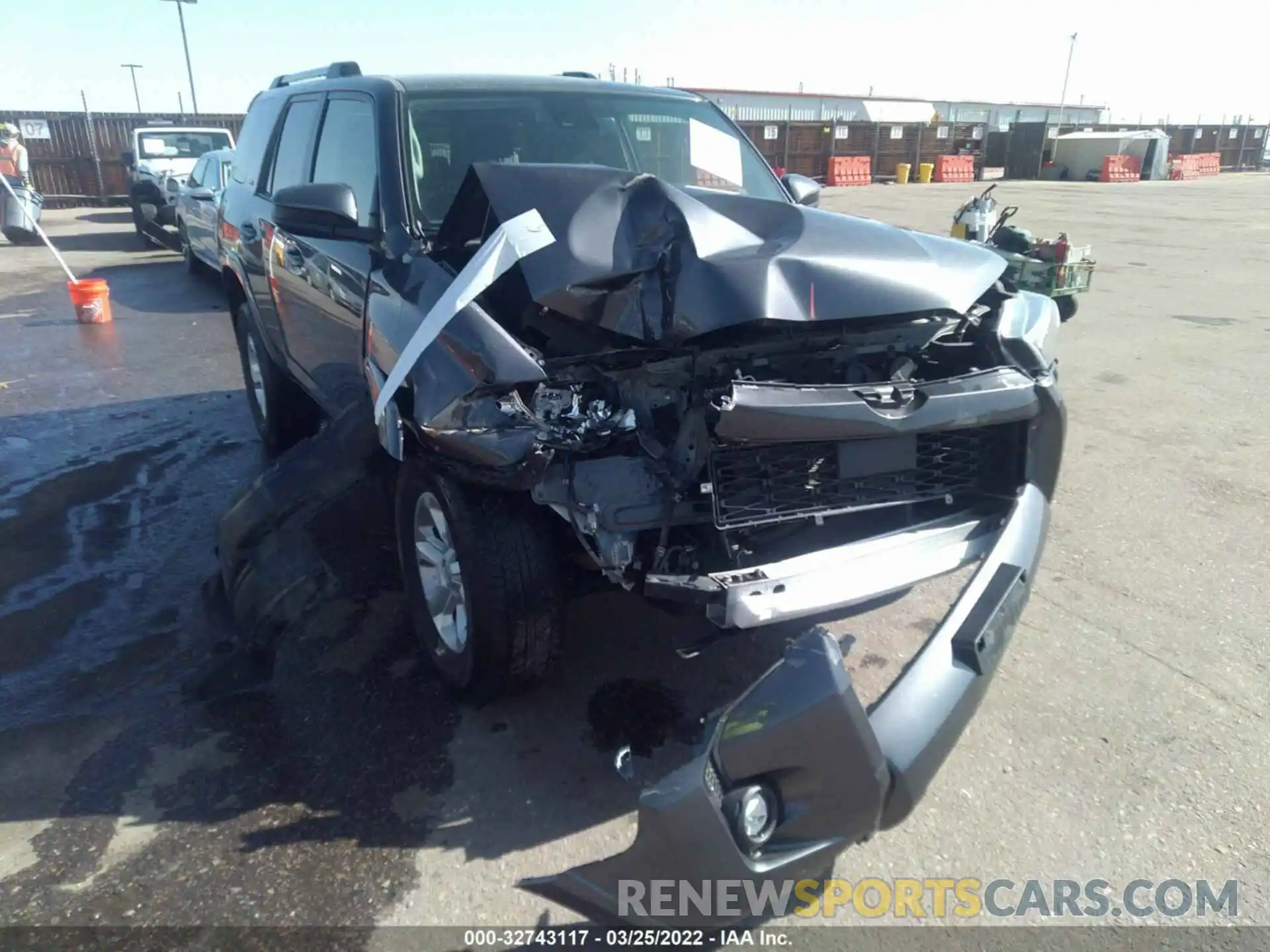 6 Photograph of a damaged car JTEMU5JR1M5867895 TOYOTA 4RUNNER 2021