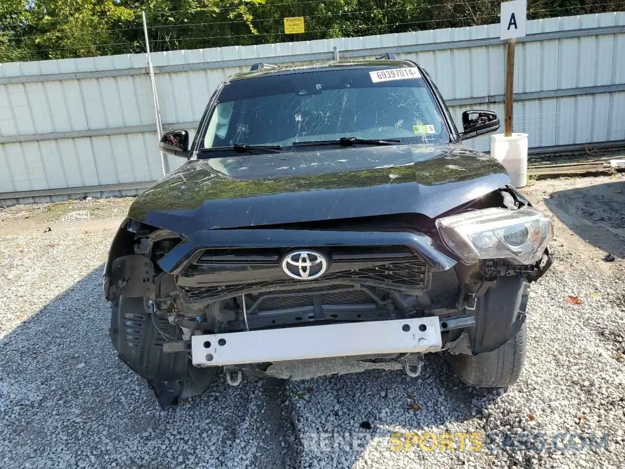5 Photograph of a damaged car JTEMU5JR1M5918277 TOYOTA 4RUNNER 2021