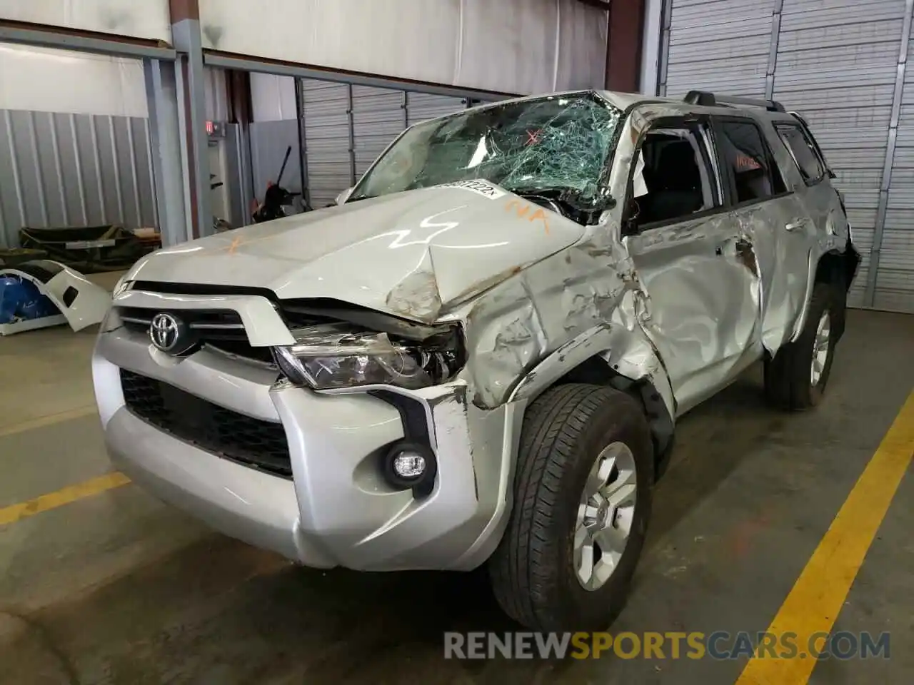 9 Photograph of a damaged car JTEMU5JR2M5843301 TOYOTA 4RUNNER 2021