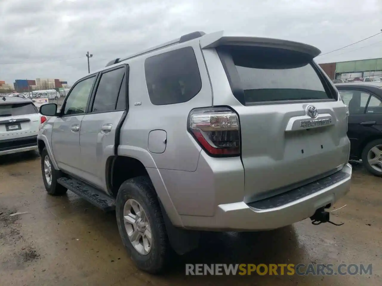 3 Photograph of a damaged car JTEMU5JR2M5911421 TOYOTA 4RUNNER 2021